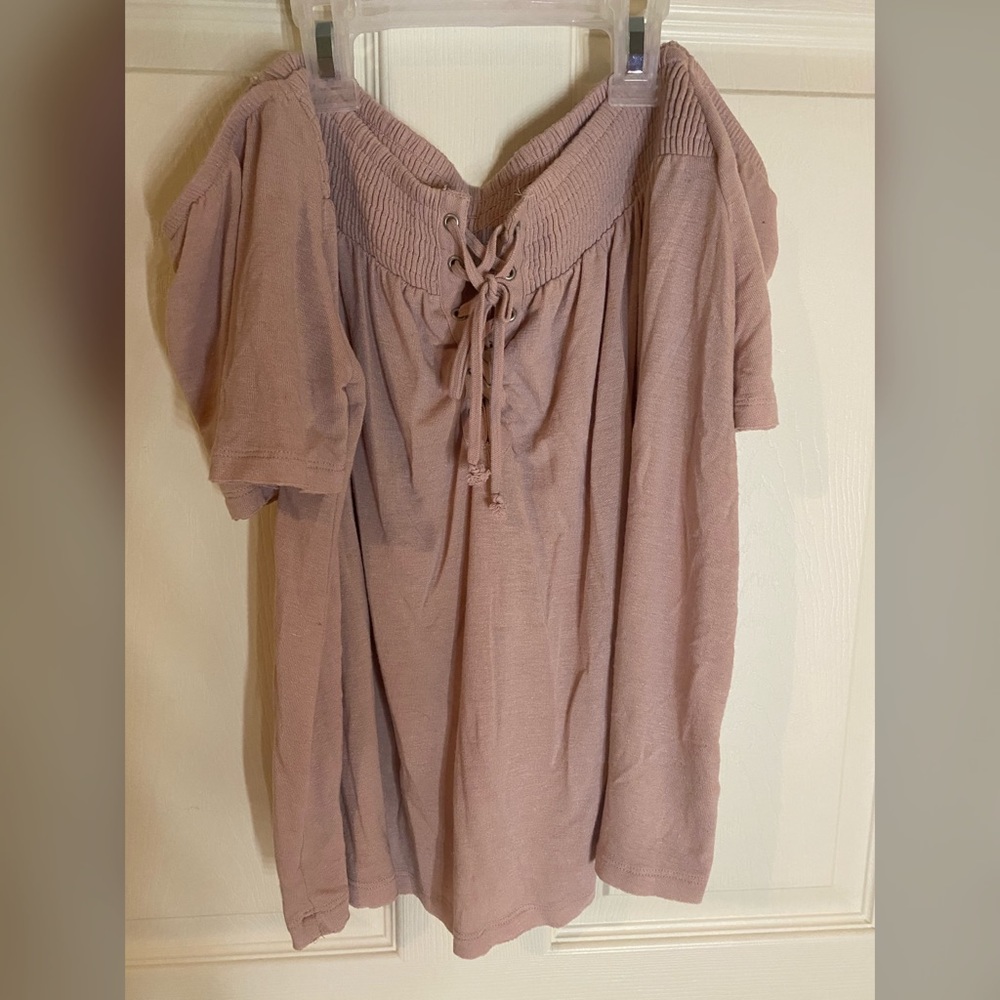 American Eagle off the shoulder top